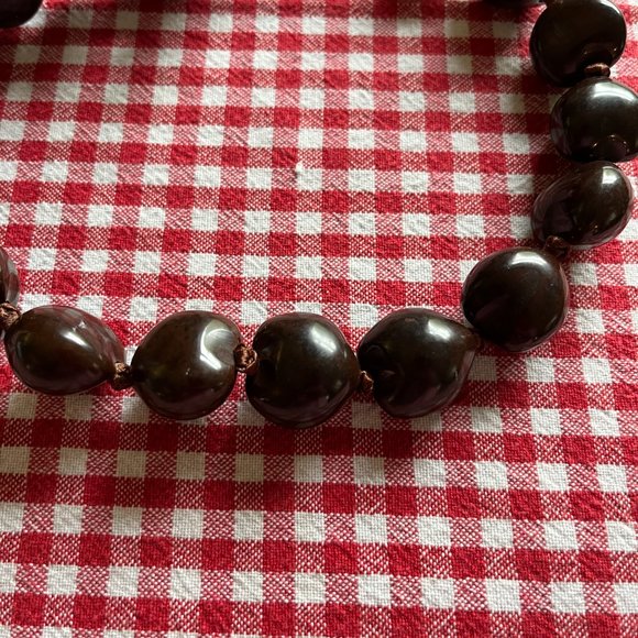 Women's Choker/Necklace 18" Hawaiian Kukui Brown - Picture 2 of 4